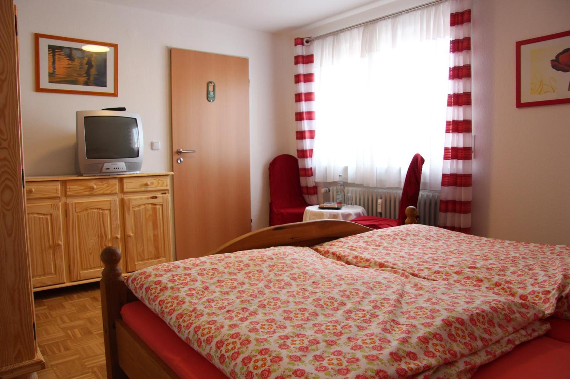 Hotel Am Schloss Neuenstein Δωμάτιο φωτογραφία